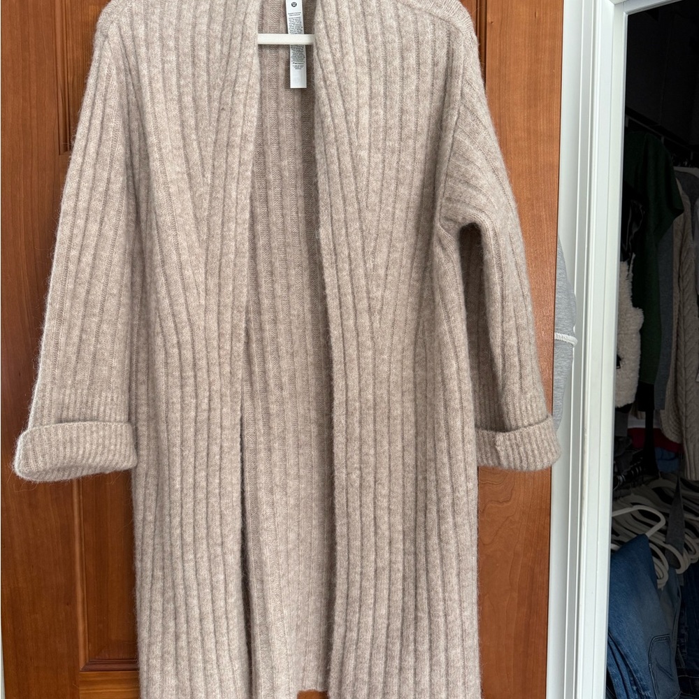 Lululemon Athletica alpacaTaupe Ribbed Cardigan small